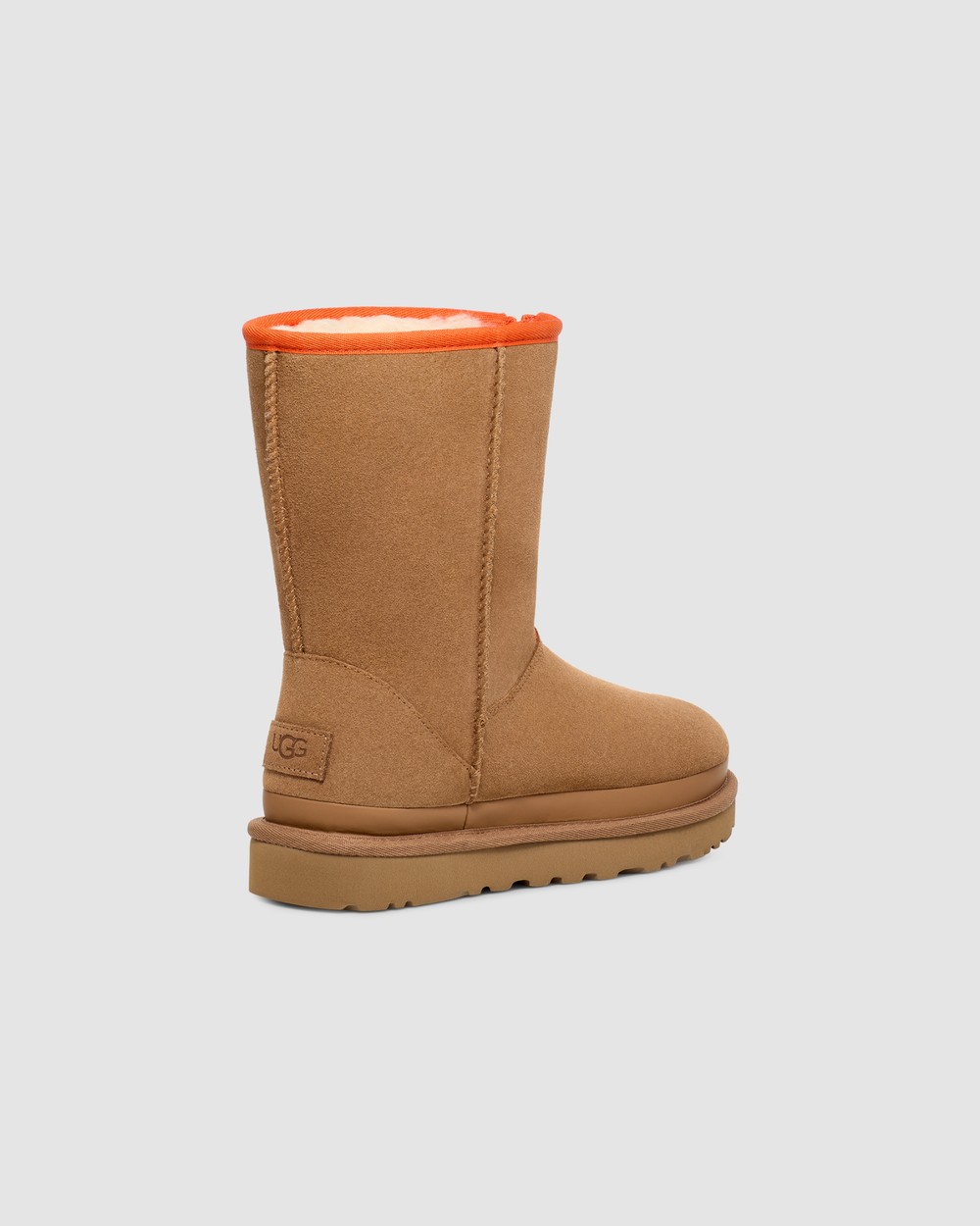 Ugg con scritta best sale laterale