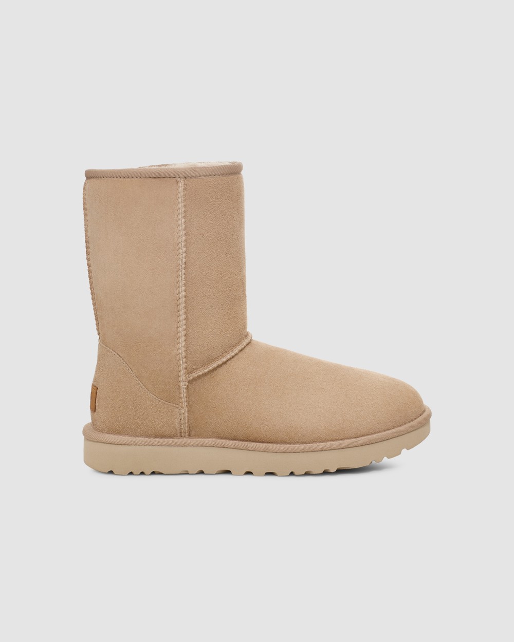 Ugg classic shop short ii sand