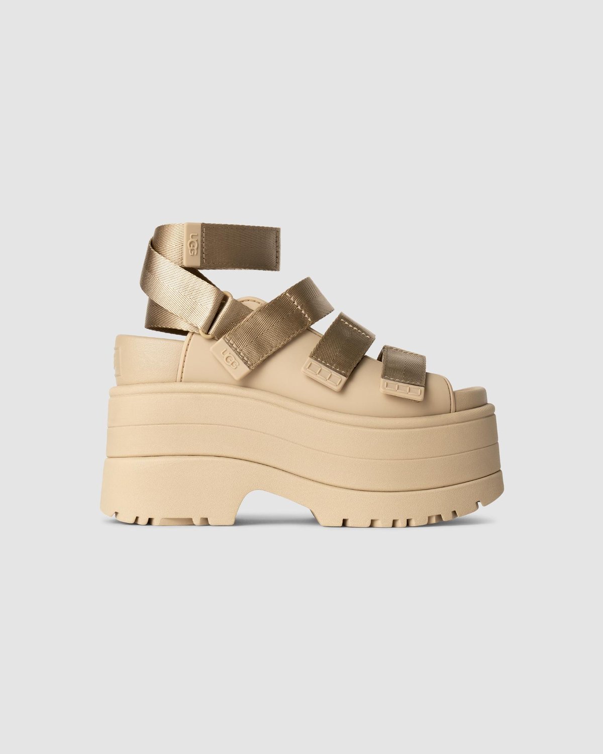 【UGG】 W GOLDENRISE 22cm UGG GoldenRise Platform Sandals Dark Apricot (Women's