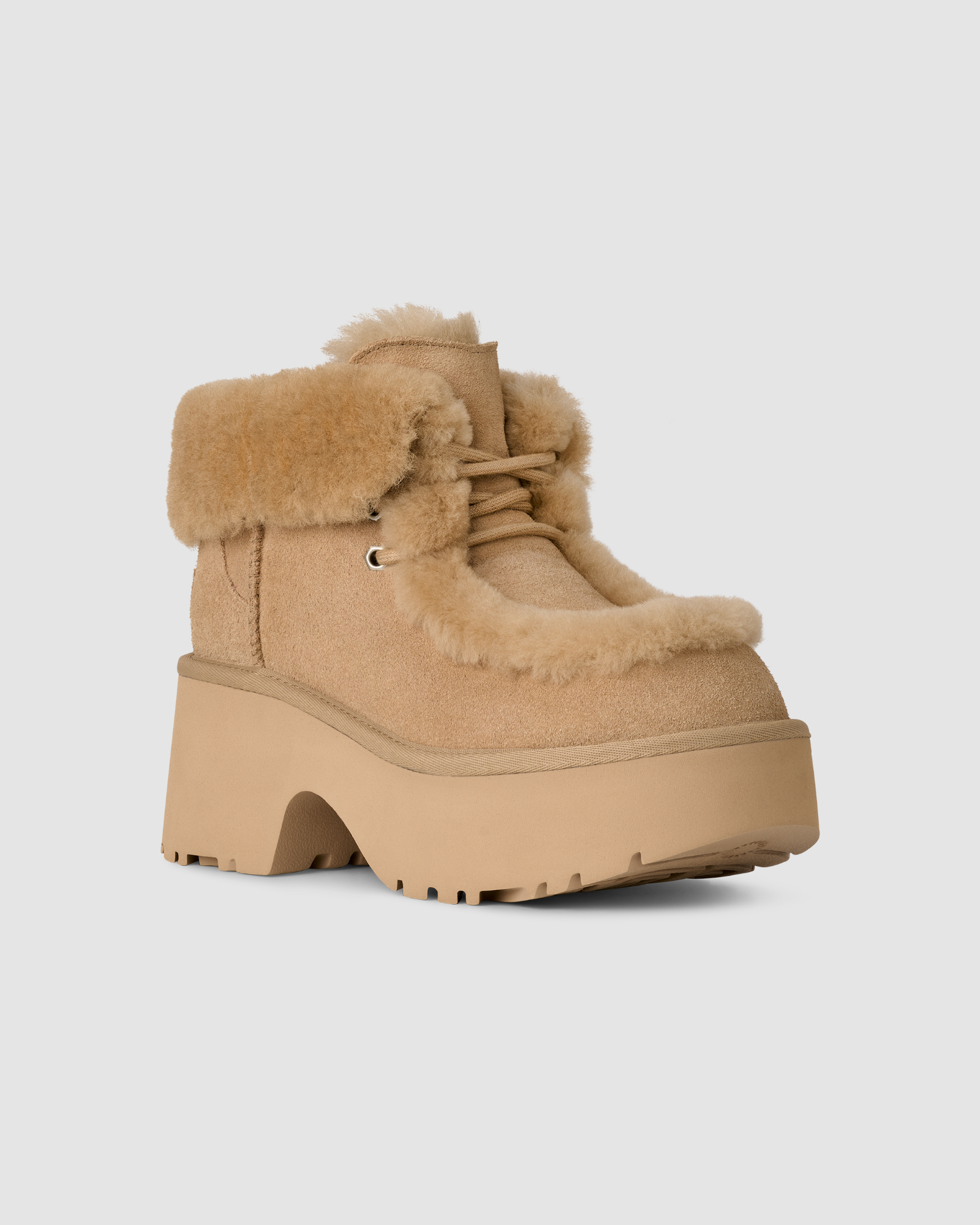 Esmee Lace Up