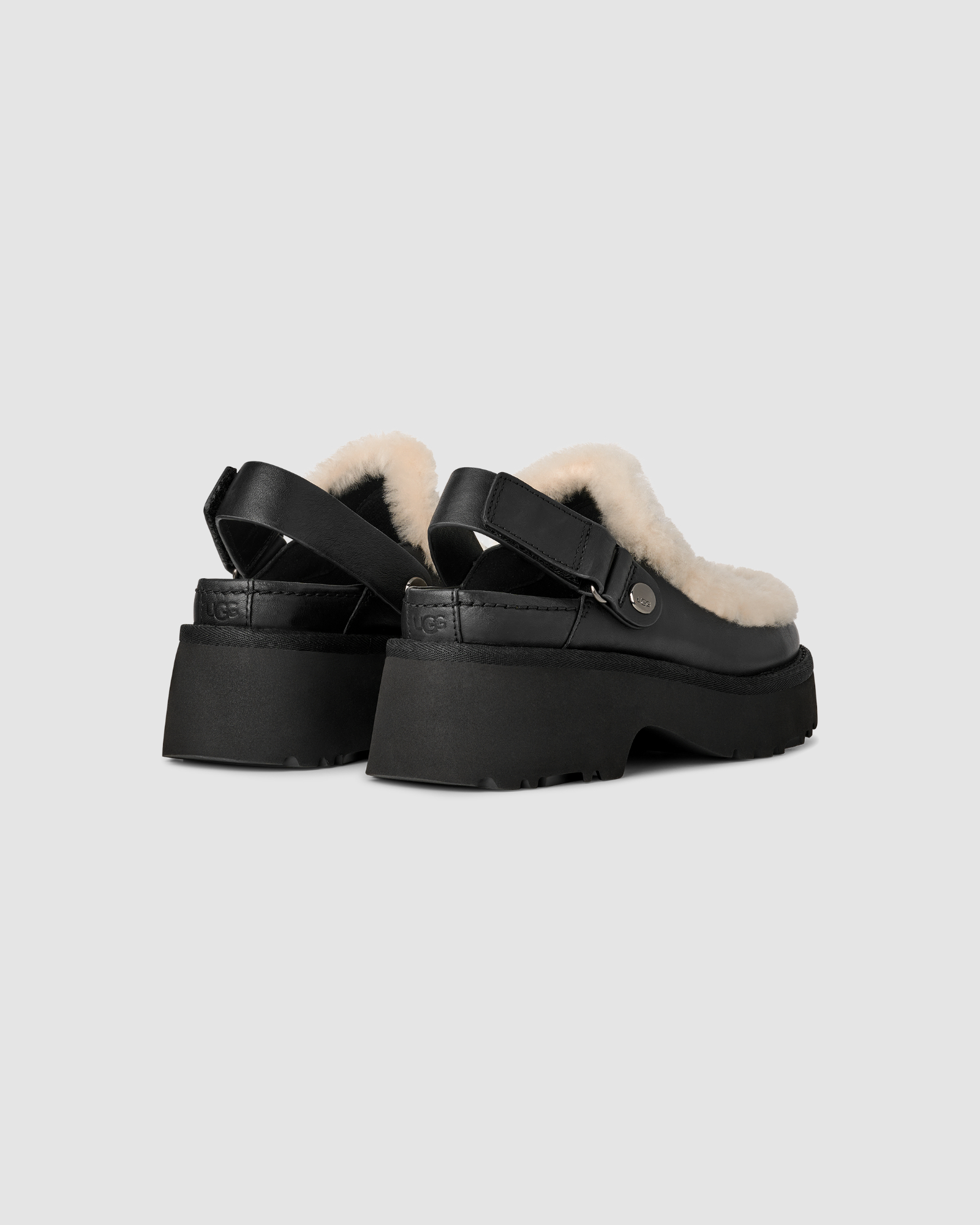 W ESMEE LEATHER CLOG