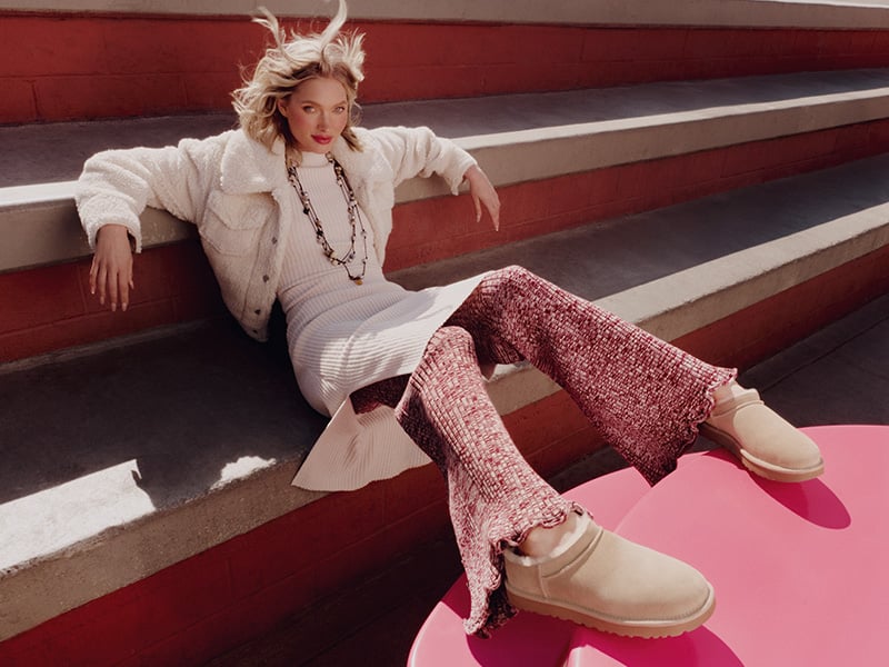 Esla Hosk in Classic Micro