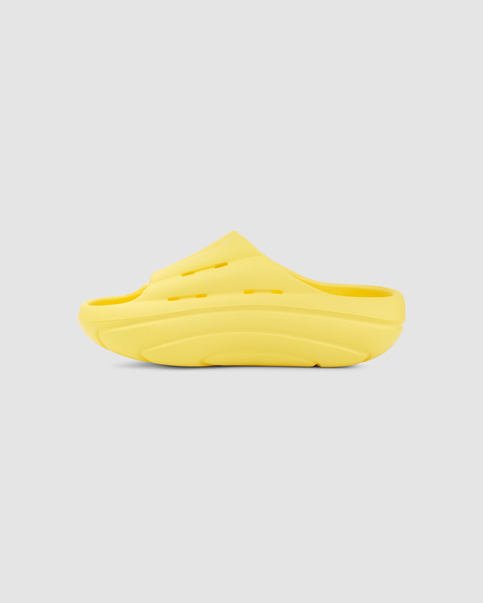 UGG FOAMO SLIDE IN YELLOW – AKIRA