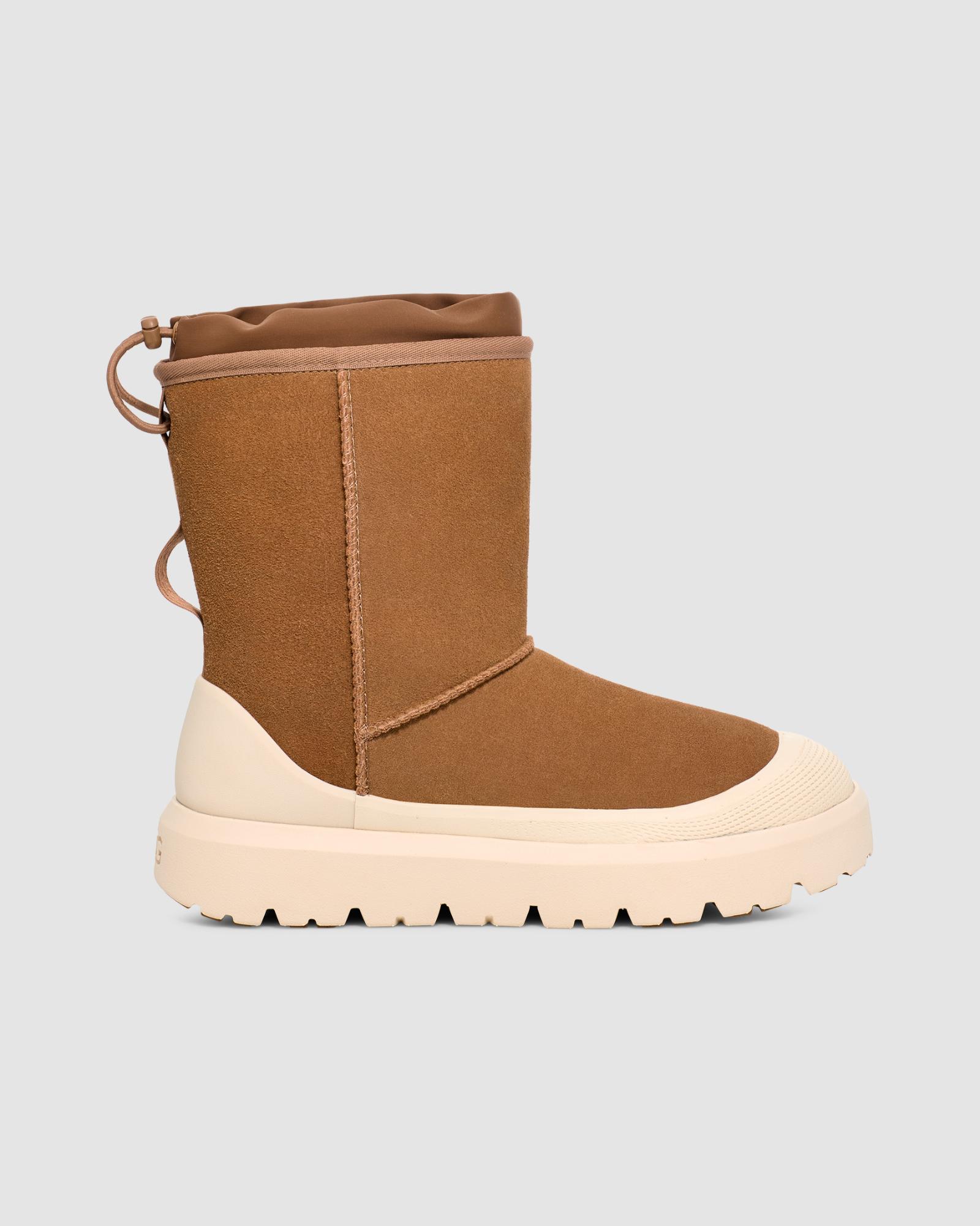 Classic Short Weather Hybrid Boot in Chestnut Whitecap UGG