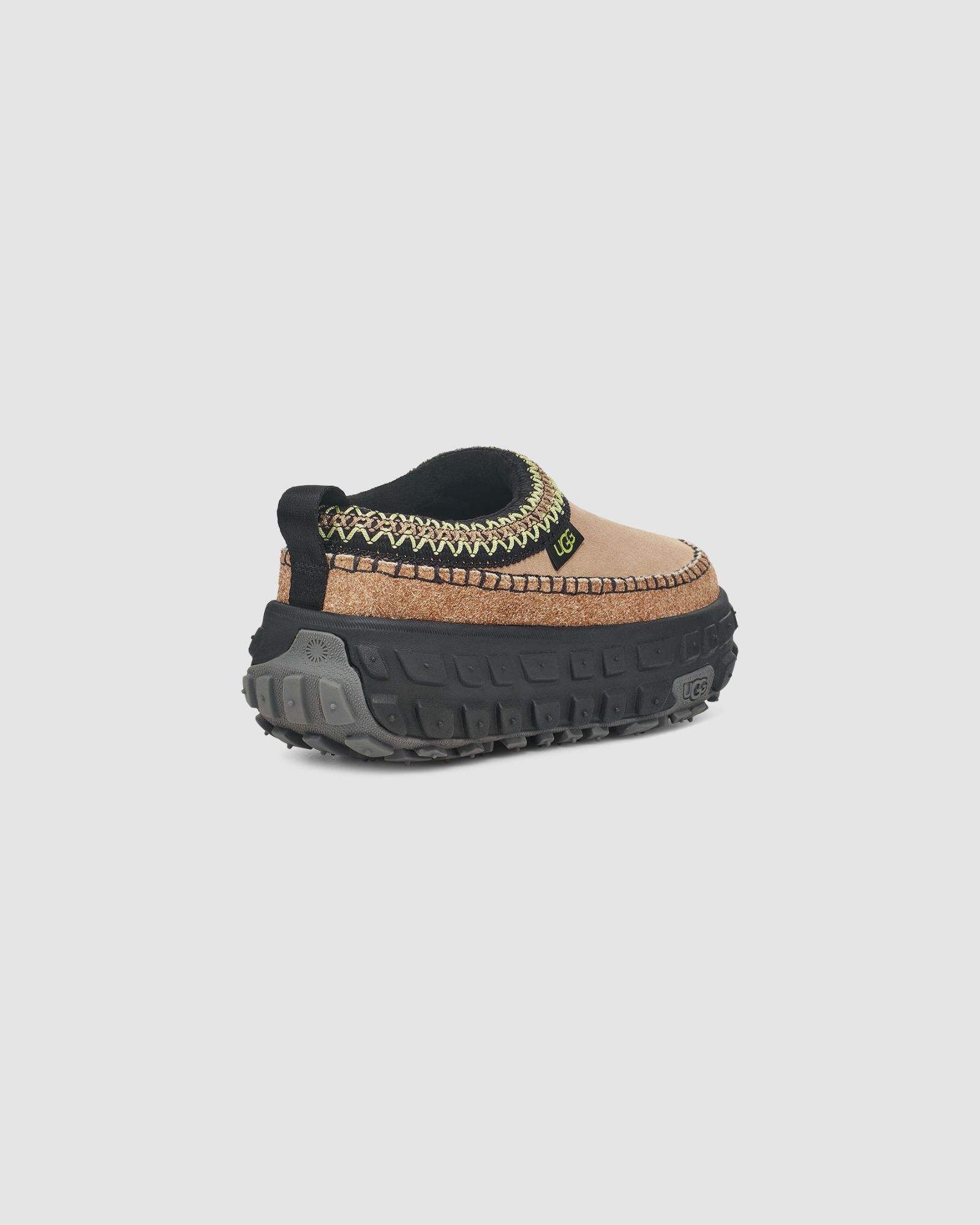 Unisex Venture Daze in Sand / Black | UGG