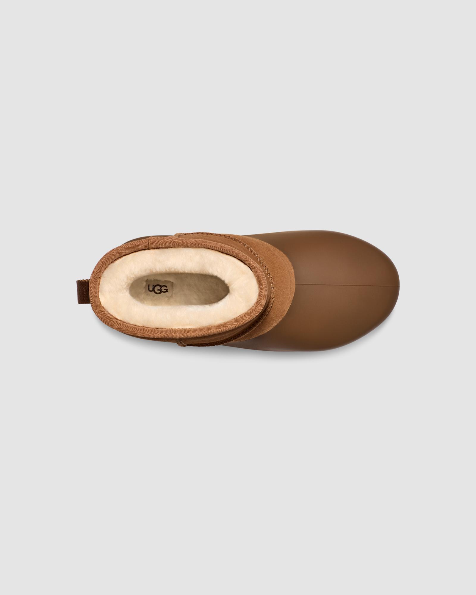 【UGG】Classic Mini Pumped Molded 程よいボリューム ブーツ UGG Mini Classic Pumped Molded Boots | Brown | FARFETCH