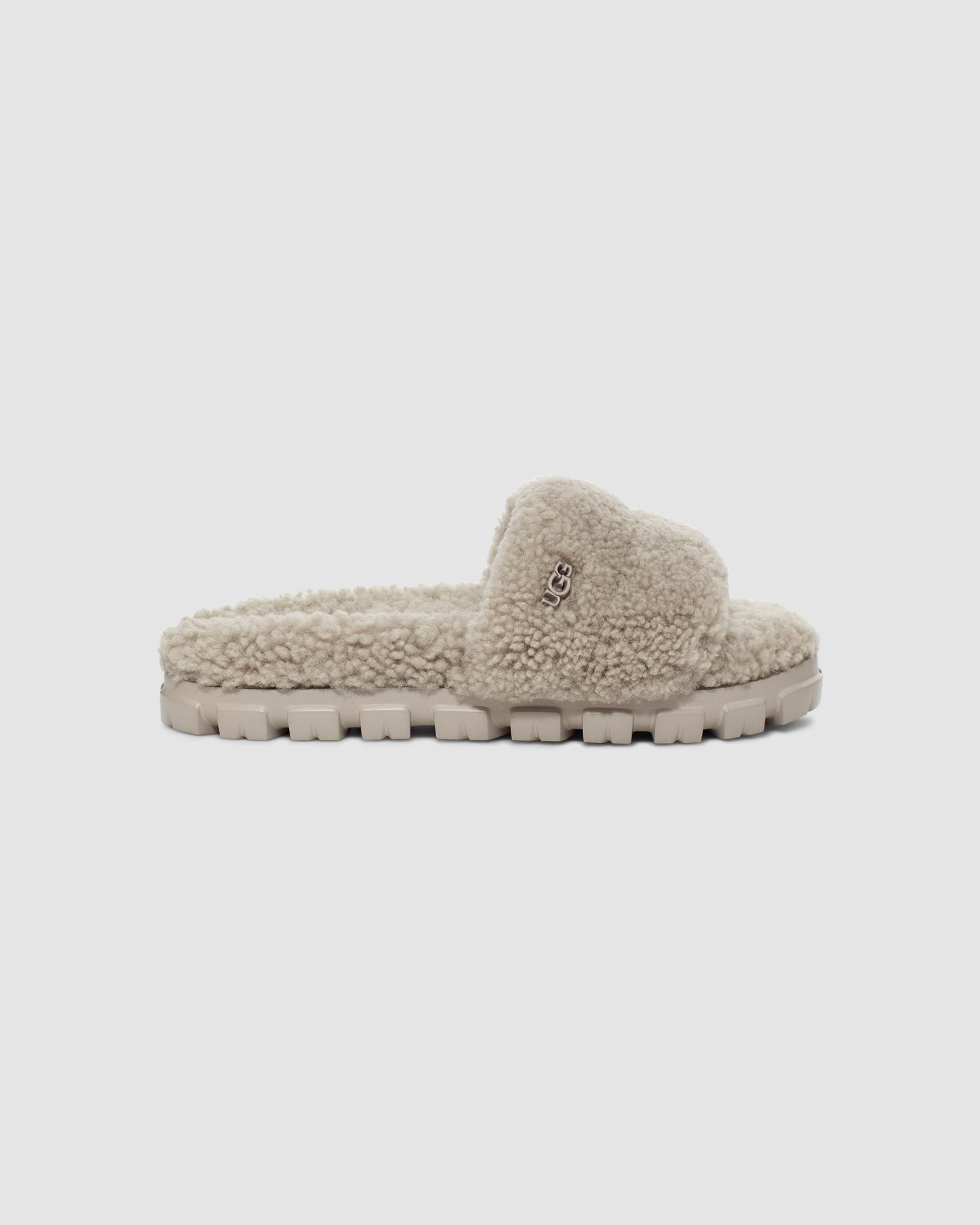 Cozetta Curly Chestnut | UGG