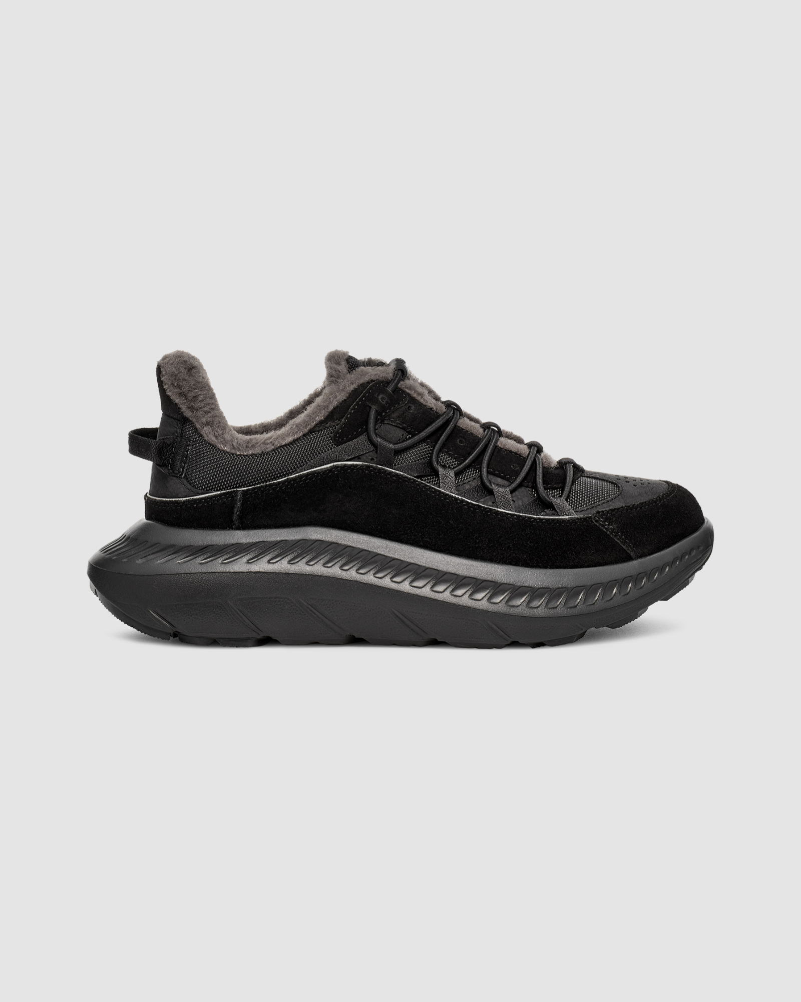 CA805 V2 Remix Black / Black | UGG